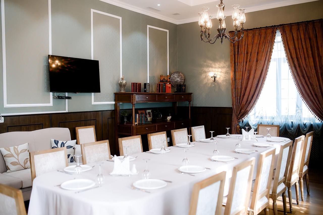 Park Hotel Karaganda Luaran gambar
